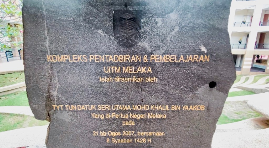 This image has an empty alt attribute; its file name is img_1409-1.jpg